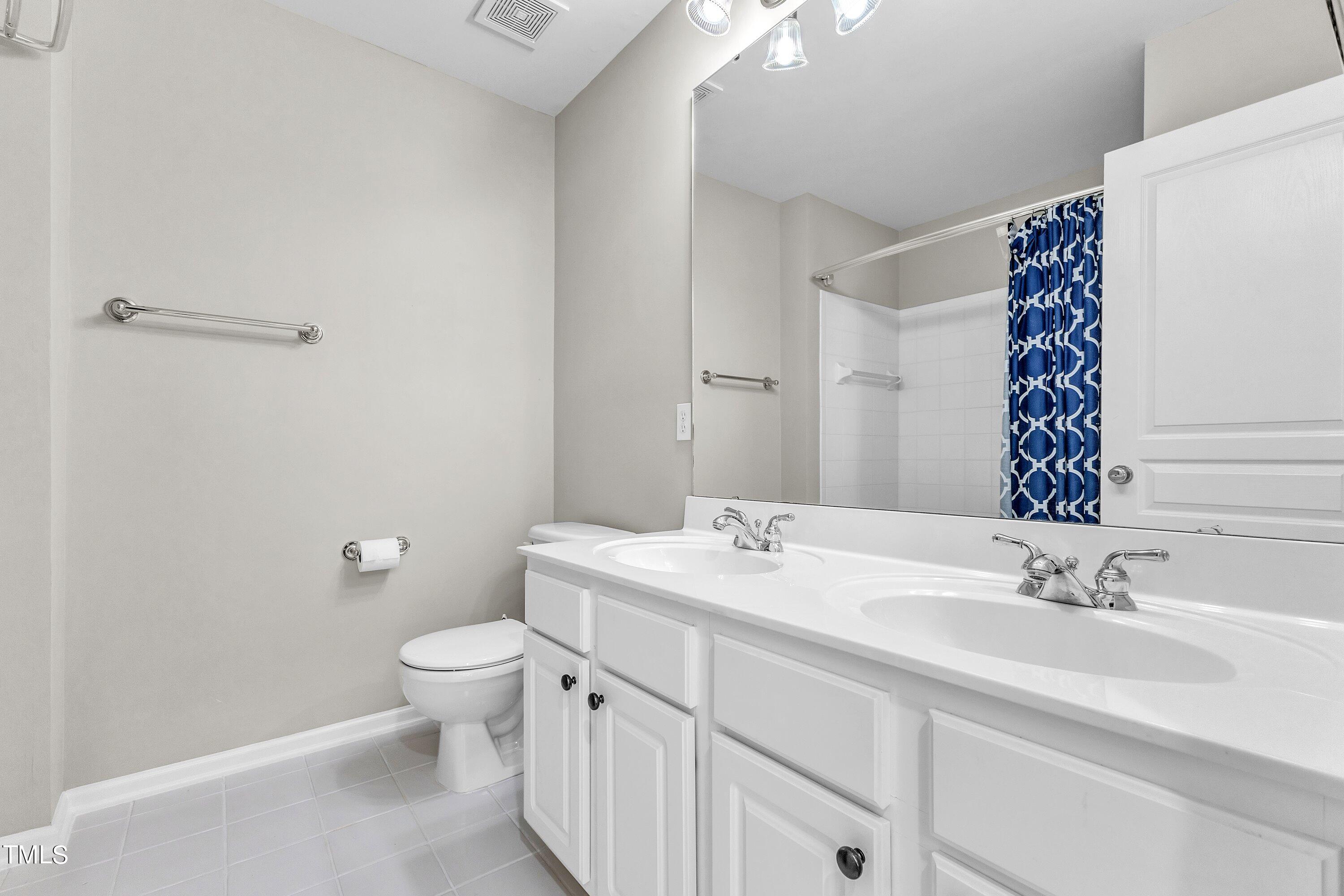 3721 Old Post Road Raleigh, NC 27612 - Photo 42 of 63 Full hall bath