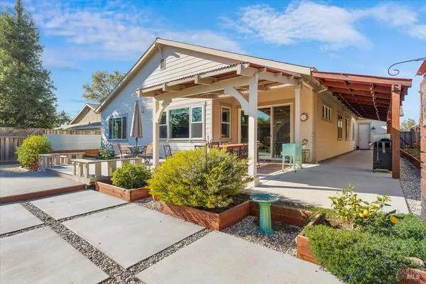 $1,400,000 | 573 Misty Court, Santa Rosa, CA 95403