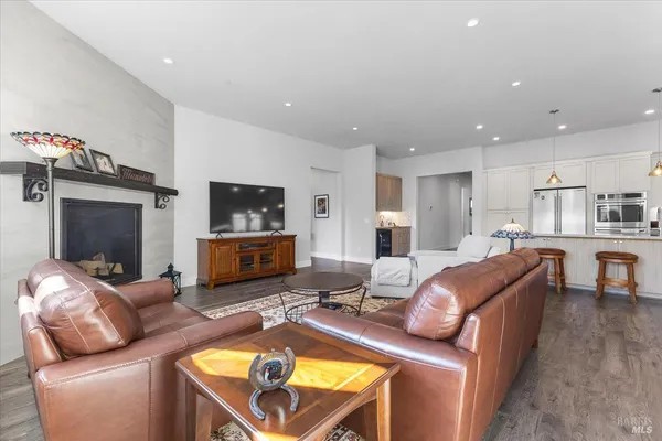 $1,400,000 | 573 Misty Court, Santa Rosa, CA 95403