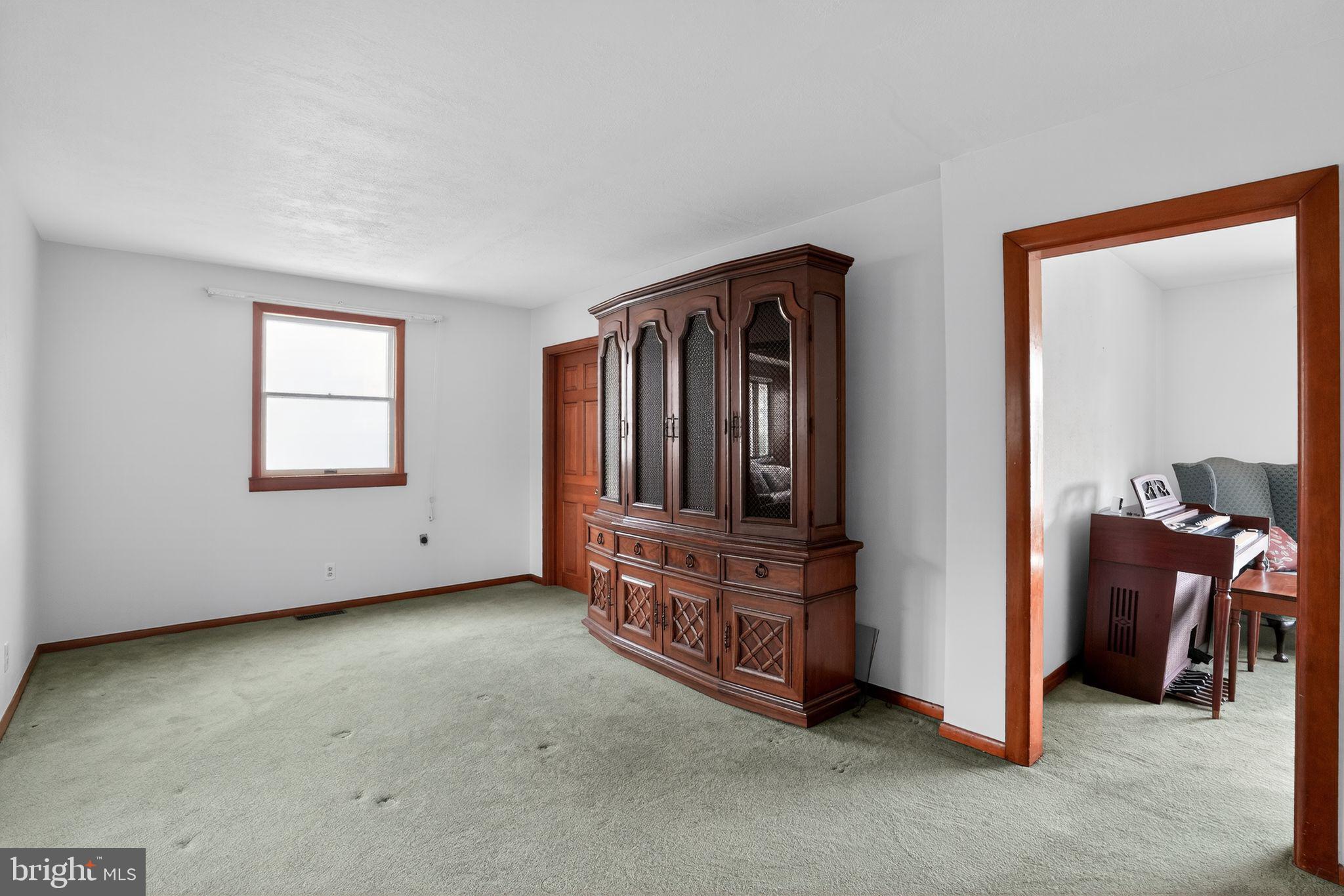 77 Harmony Road Gibbstown, NJ 08027 - Photo 12 of 37 Gallery Image 12
