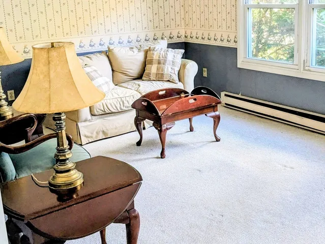 $362,400 | 41 Walnut Hill Drive, Worcester, MA 01602