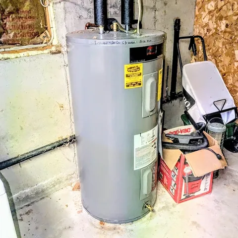 $362,400 | 41 Walnut Hill Drive, Worcester, MA 01602