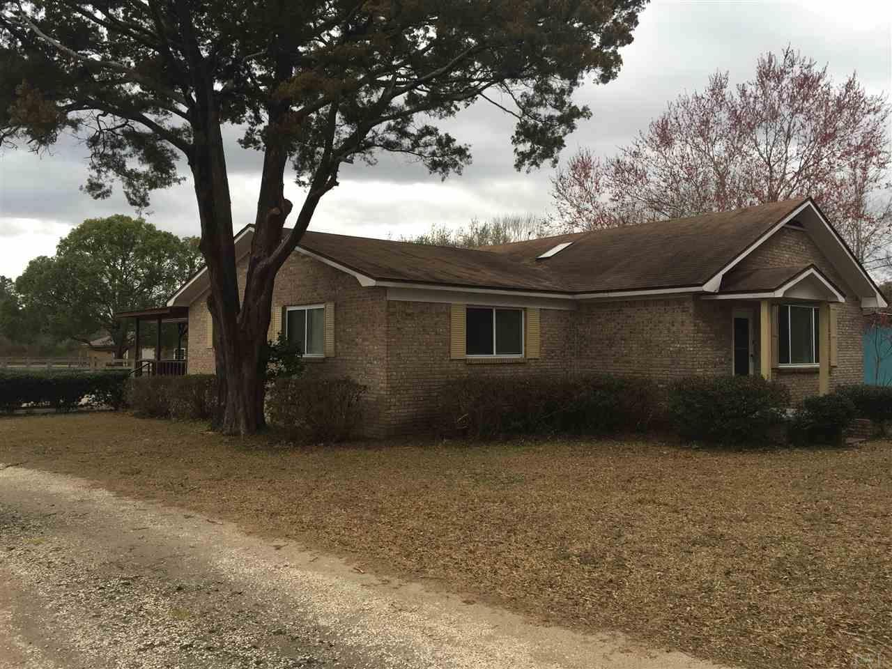 577 West Roberts Road Cantonment, FL 32533 - Photo 1 of 25 Gallery Image 1