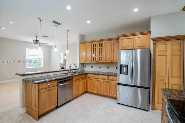 $4,600 | 17809 Northwest 16th Street, Unit 17809, Pembroke Pines, FL 33029
