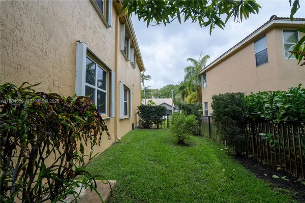 $4,600 | 17809 Northwest 16th Street, Unit 17809, Pembroke Pines, FL 33029