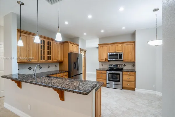 $4,600 | 17809 Northwest 16th Street, Unit 17809, Pembroke Pines, FL 33029