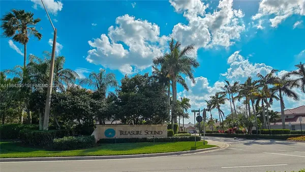 $4,600 | 17809 Northwest 16th Street, Unit 17809, Pembroke Pines, FL 33029