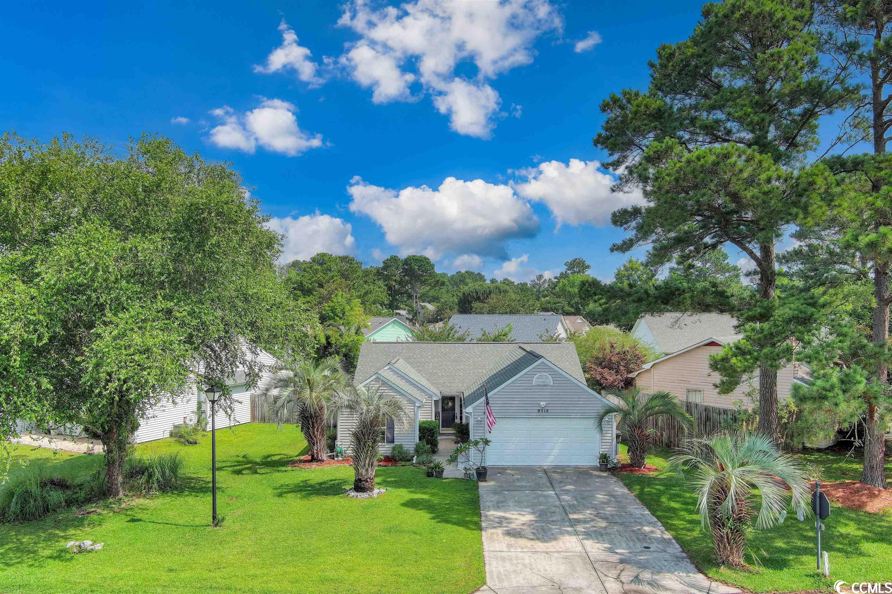 9715 Kings Grant Drive Murrells Inlet, SC 29576 - Photo 29 of 39