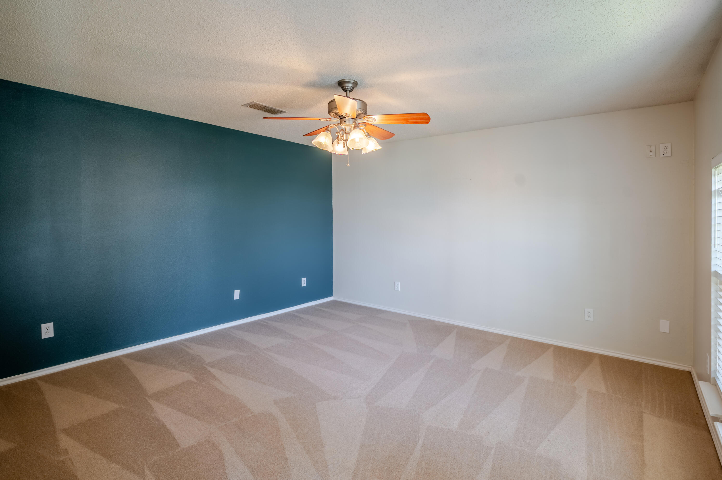 6810 84th Street Lubbock, TX 79424 - Photo 11 of 33 RE-edit-1-2