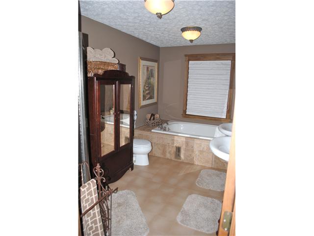 181 Apple Blossom Road Southwest Pataskala, OH 43062 - Photo 11 of 25