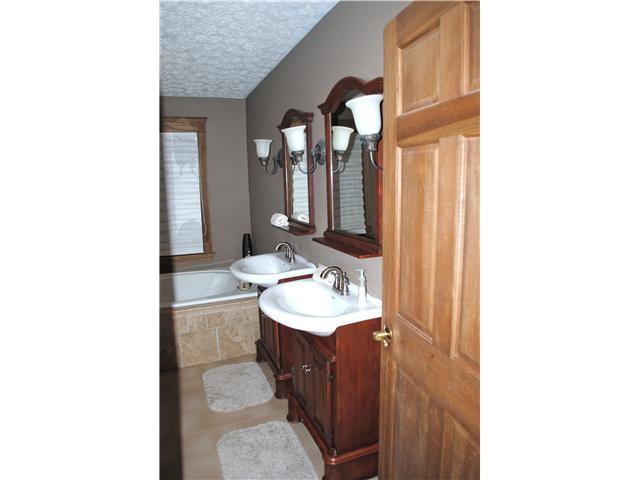 181 Apple Blossom Road Southwest Pataskala, OH 43062 - Photo 12 of 25