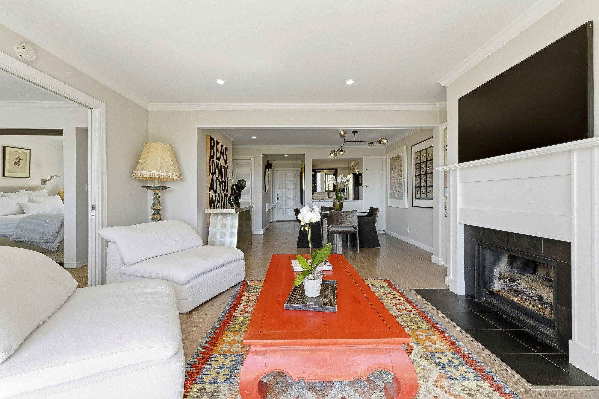3375 Foothill Road, Unit 1123 Carpinteria, CA 93013 - Photo 18 of 21 Living Room