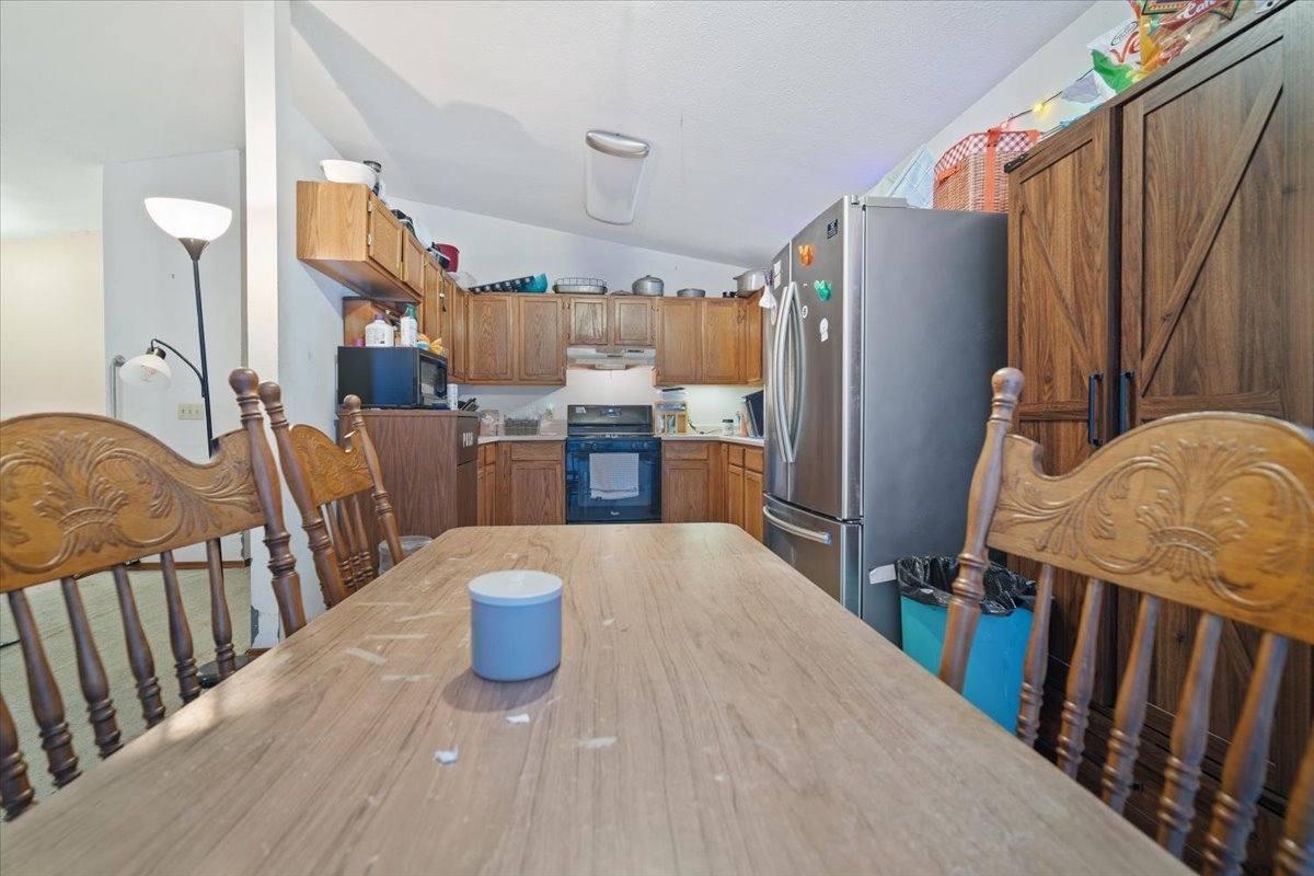 8 Rutherford Court Bloomington, IL 61705 - Photo 8 of 22 Gallery Image 8