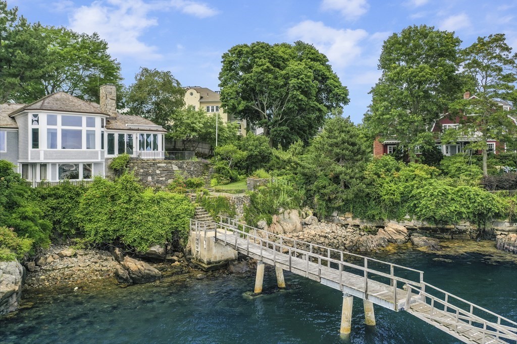 9 Redstone Lane Marblehead, MA 01945 - Photo 1 of 31