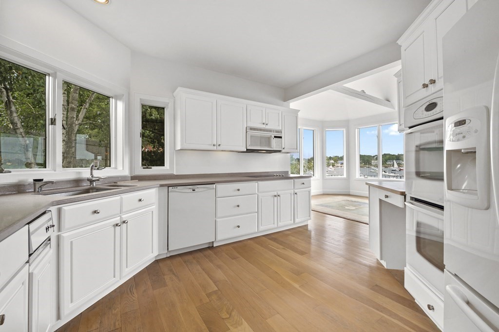 9 Redstone Lane Marblehead, MA 01945 - Photo 15 of 31