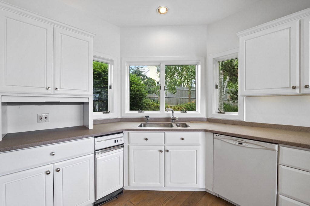 9 Redstone Lane Marblehead, MA 01945 - Photo 16 of 31