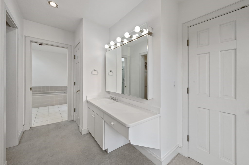 9 Redstone Lane Marblehead, MA 01945 - Photo 20 of 31