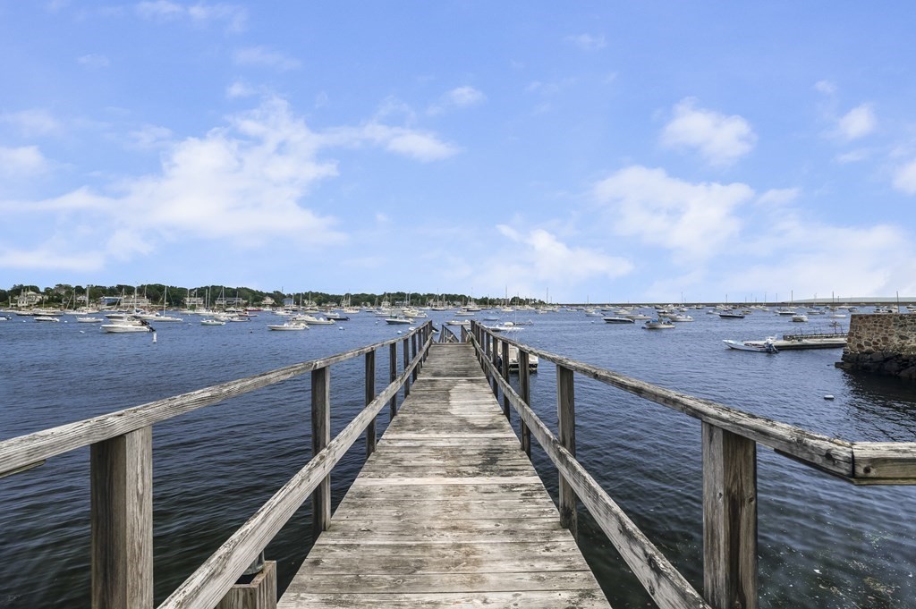 9 Redstone Lane Marblehead, MA 01945 - Photo 6 of 31