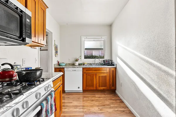 $599,900 | 1909 Verano Street, Sacramento, CA 95838