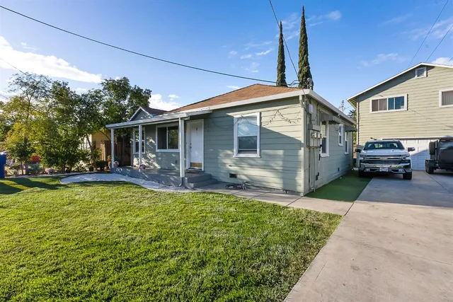 $599,900 | 1909 Verano Street, Sacramento, CA 95838