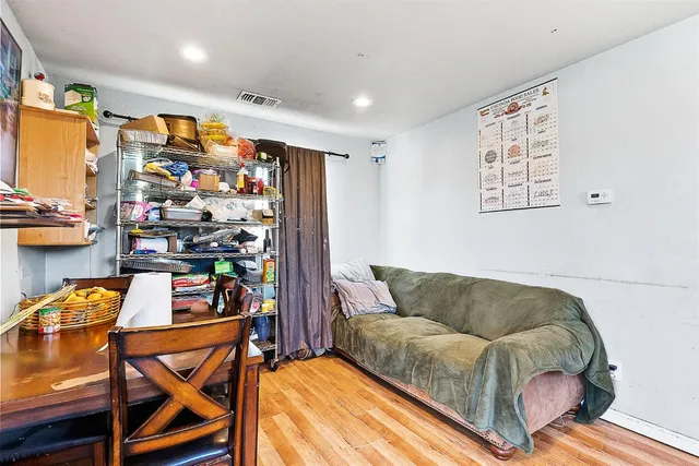 $599,900 | 1909 Verano Street, Sacramento, CA 95838