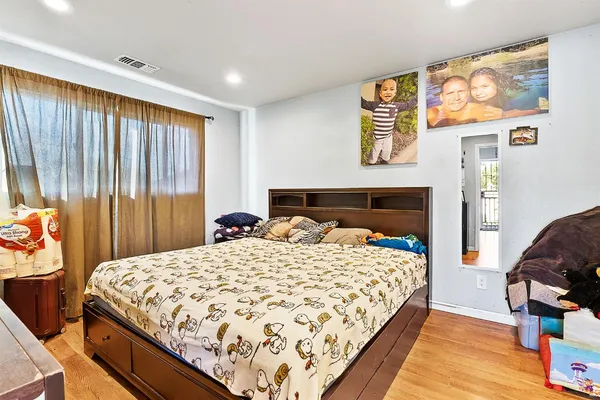 $599,900 | 1909 Verano Street, Sacramento, CA 95838