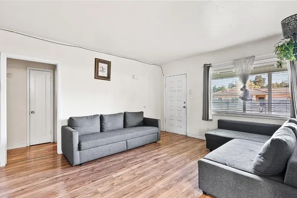 $599,900 | 1909 Verano Street, Sacramento, CA 95838