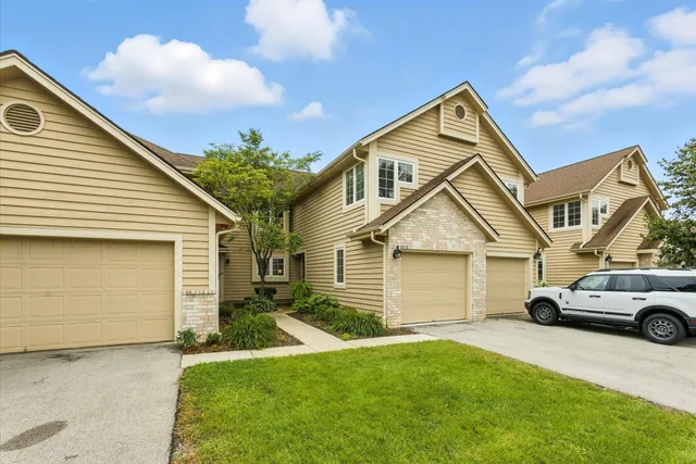 $329,000 | 2975 River Birch Drive, Unit C, Brookfield, WI 53045