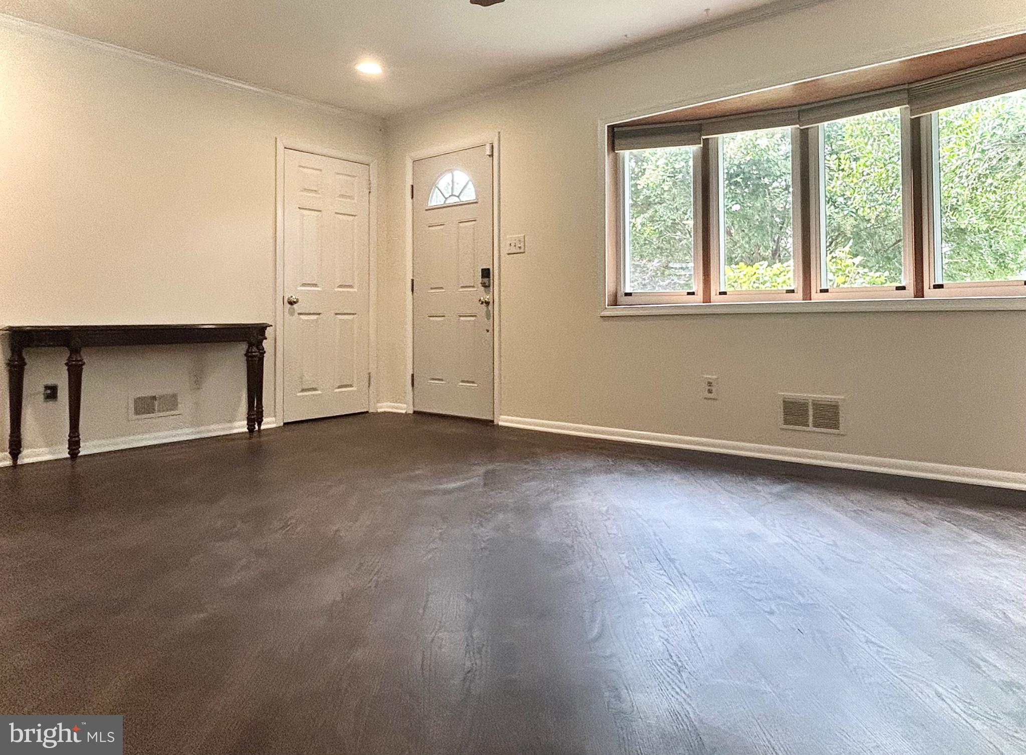 721 Mayo Road Glen Burnie, MD 21061 - Photo 8 of 42 Gallery Image 8