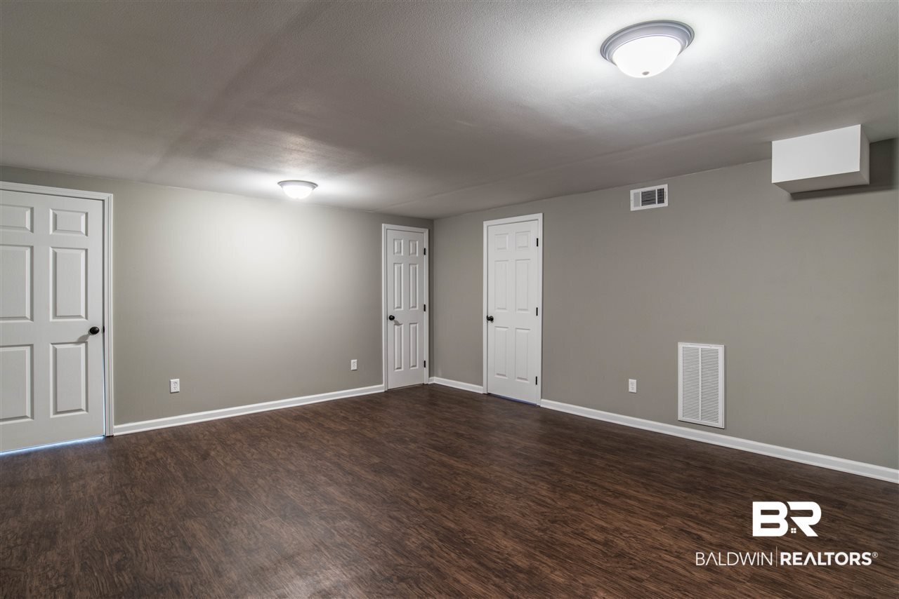 906 Whispering Pines Road Daphne, AL 36526 - Photo 19 of 33
