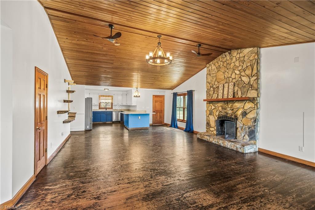 526 Springhill Church Road Hamlet, NC 28345 - Photo 8 of 50