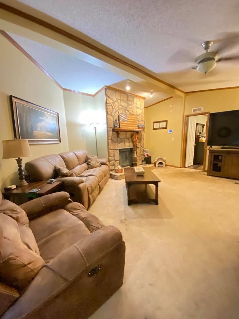 448 Wilkins Road Campobello, SC 29322 - Photo 11 of 29