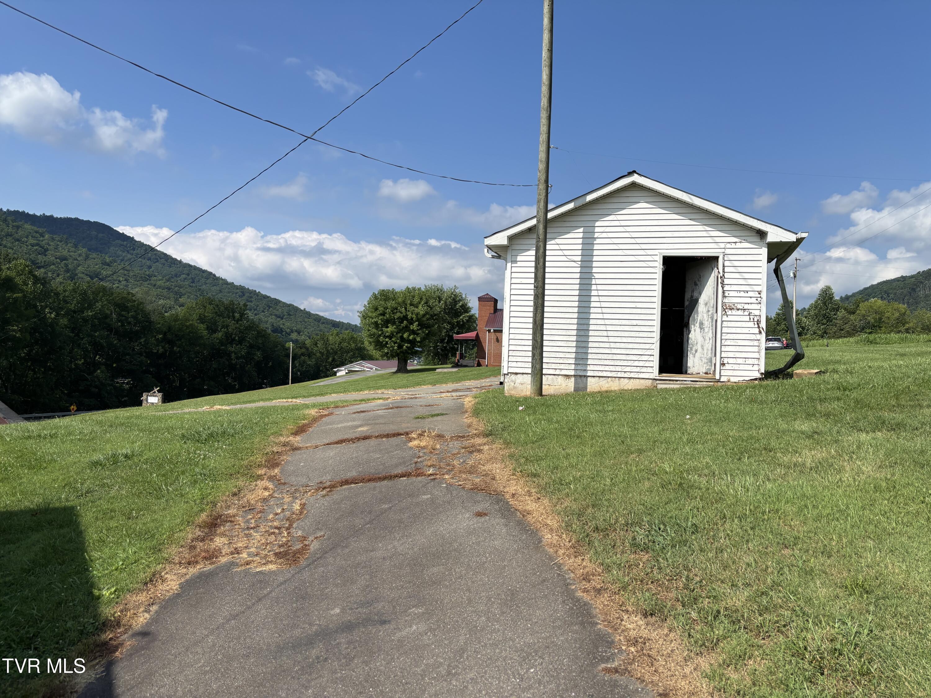 Tbd Roan Creek Road Butler, TN 37640 - Photo 15 of 51 IMG_4776