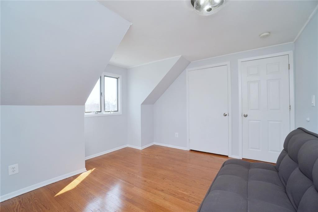 19 Derby Road Hicksville, NY 11801 - Photo 33 of 44 Gallery Image 33