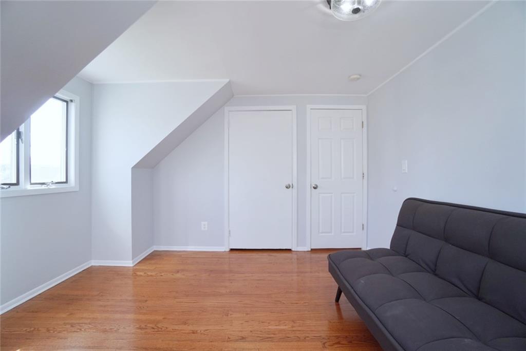 19 Derby Road Hicksville, NY 11801 - Photo 34 of 44 Gallery Image 34