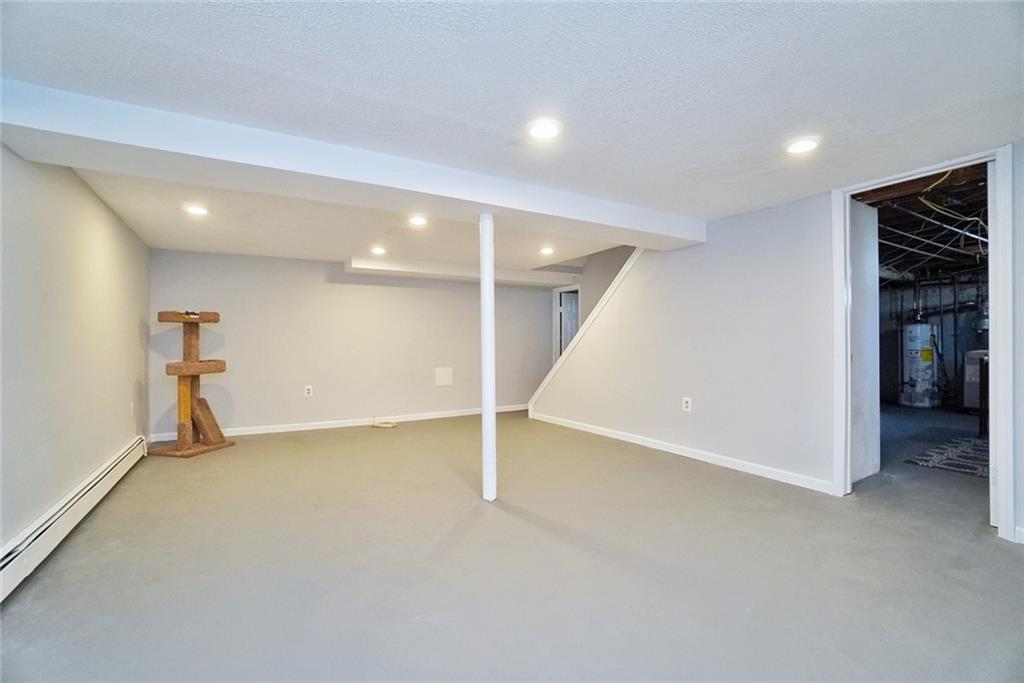 19 Derby Road Hicksville, NY 11801 - Photo 40 of 44 Gallery Image 40