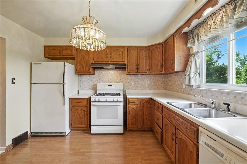 10205 Pearl Road Pittsburgh, PA 15235 - Photo 15 of 38 Gallery Image 15