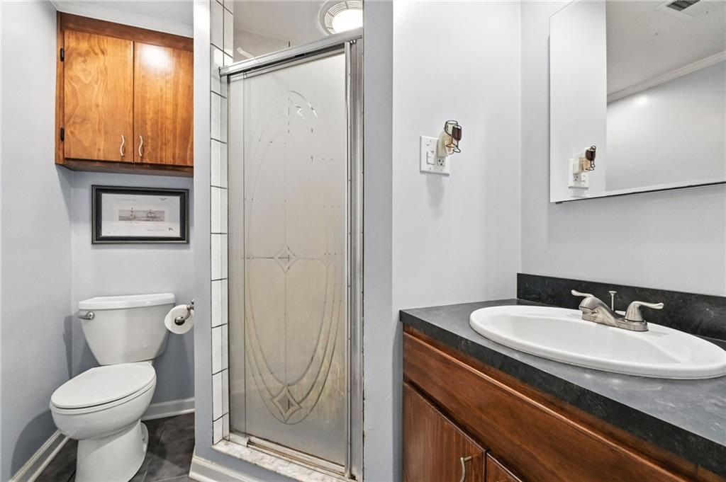 10205 Pearl Road Pittsburgh, PA 15235 - Photo 31 of 38 Full bath in basement