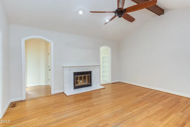 $625,000 | 203 Pinewood Drive, Apex, NC 27502