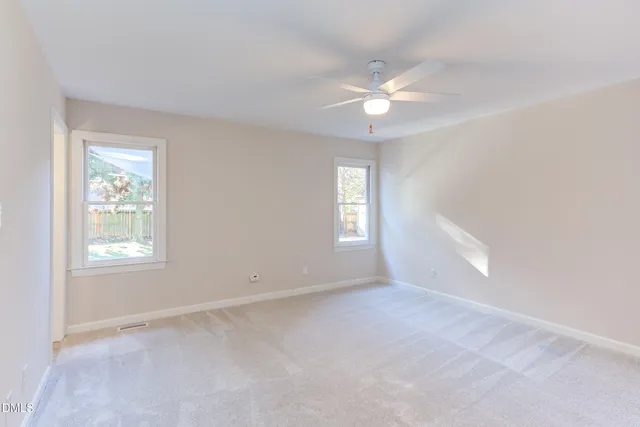 $625,000 | 203 Pinewood Drive, Apex, NC 27502