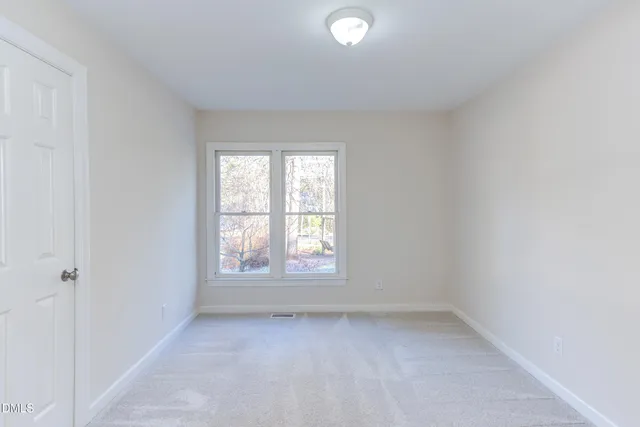 $625,000 | 203 Pinewood Drive, Apex, NC 27502