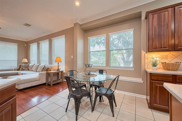 $2,795 | 2500 Amy Lee Drive, Conroe, TX 77304