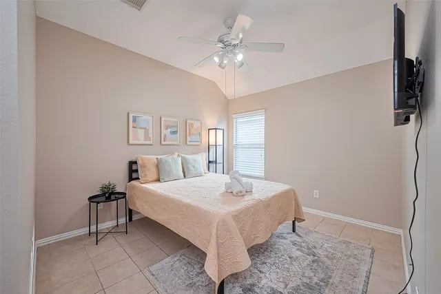 $2,795 | 2500 Amy Lee Drive, Conroe, TX 77304