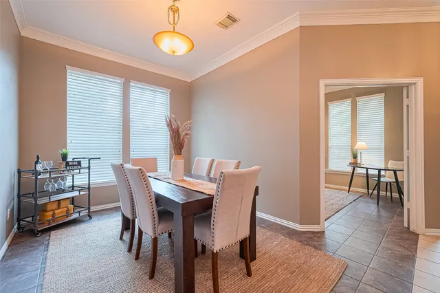 $2,795 | 2500 Amy Lee Drive, Conroe, TX 77304