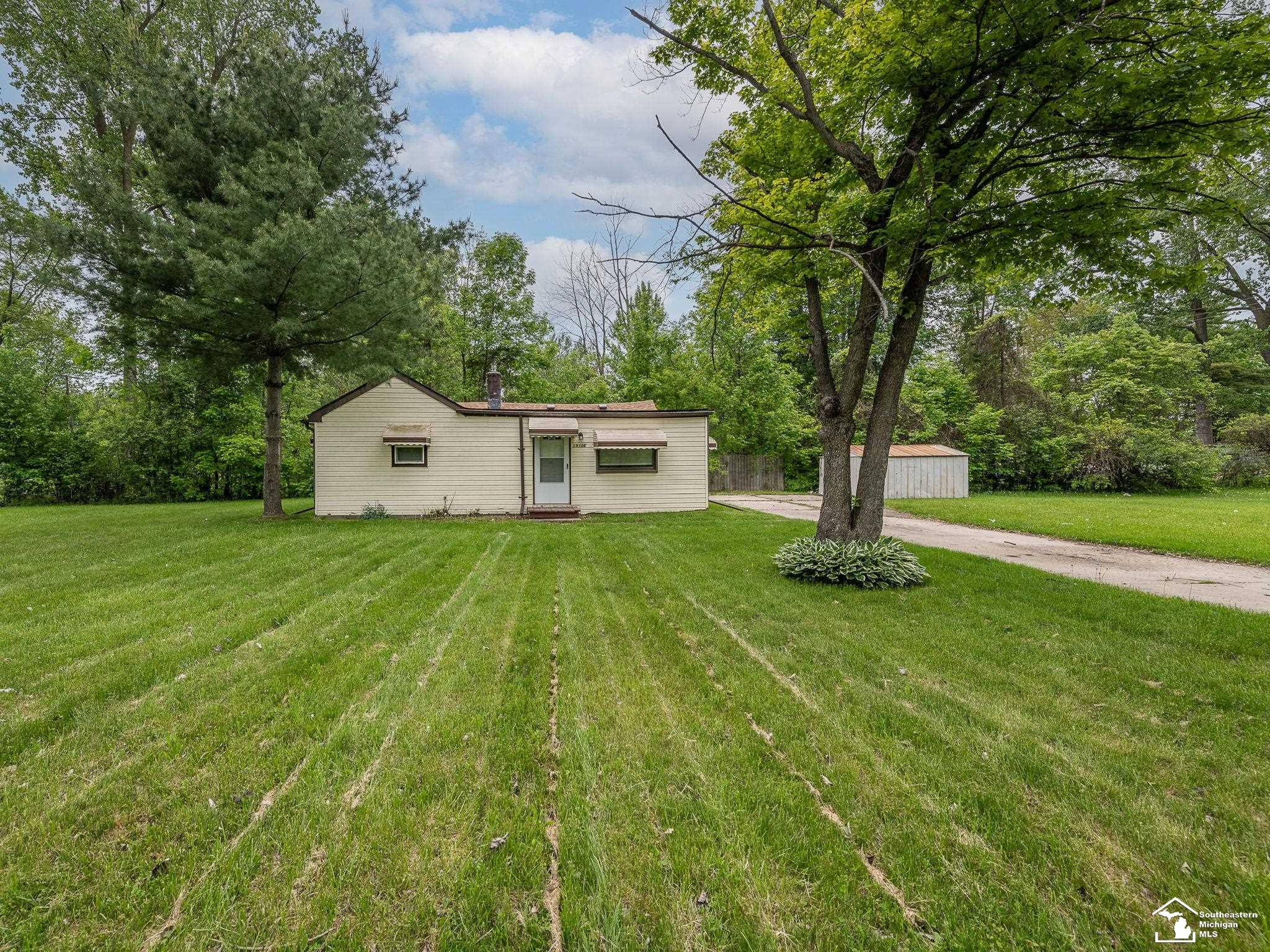 19106 Sylvia Road Romulus, MI 48174 - Photo 25 of 29 50174909-b690ba78-429a-4fe7-a7ac-d8d1b26f4c7f.JPG