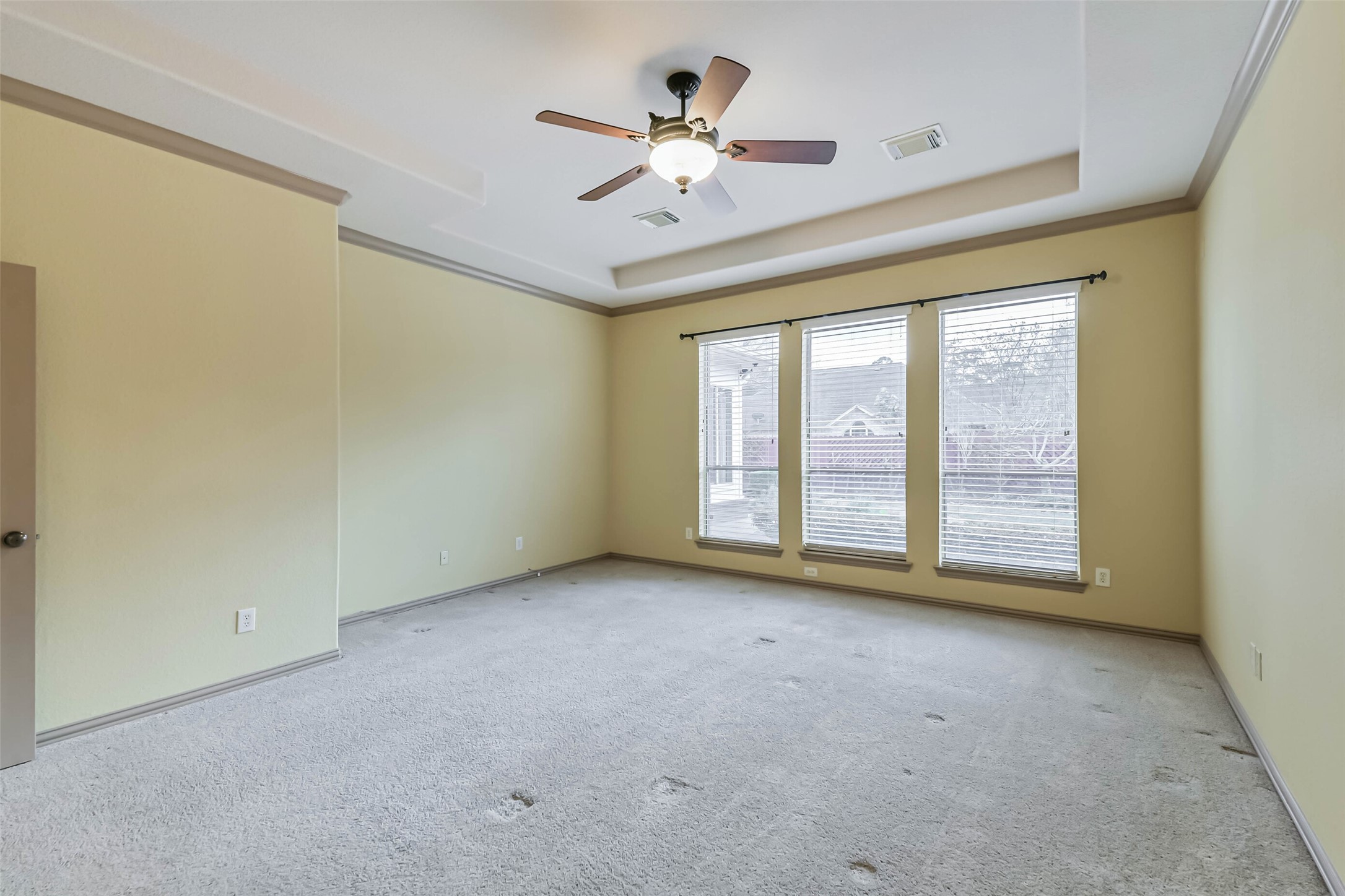 18743 Duke Lake Drive Spring, TX 77388 - Photo 26 of 42 a view of an empty room with a window