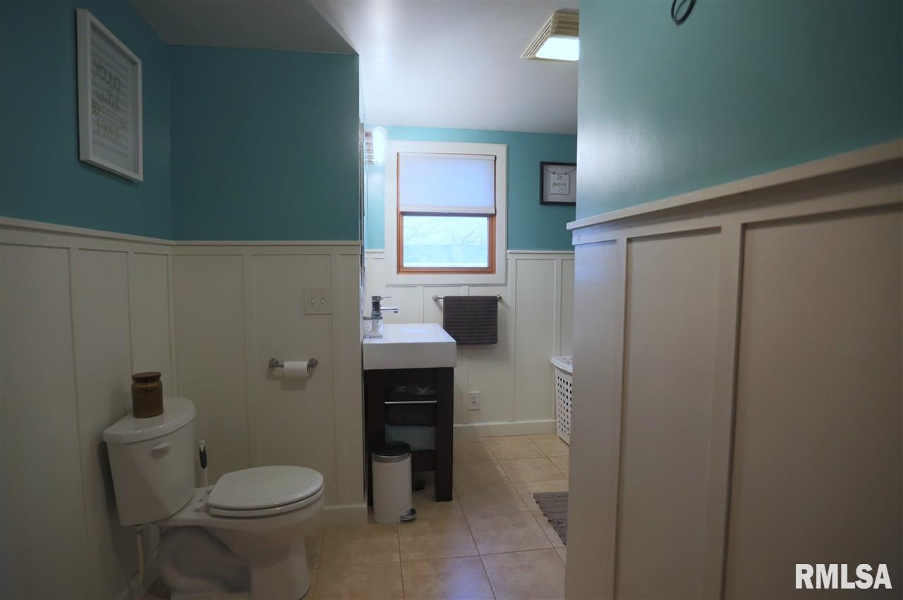 1518 Hickory Point Road Metamora, IL 61548 - Photo 14 of 36 Gallery Image 14