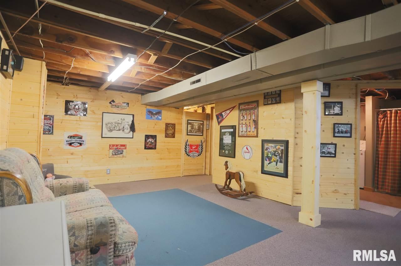 1518 Hickory Point Road Metamora, IL 61548 - Photo 27 of 36 Gallery Image 27