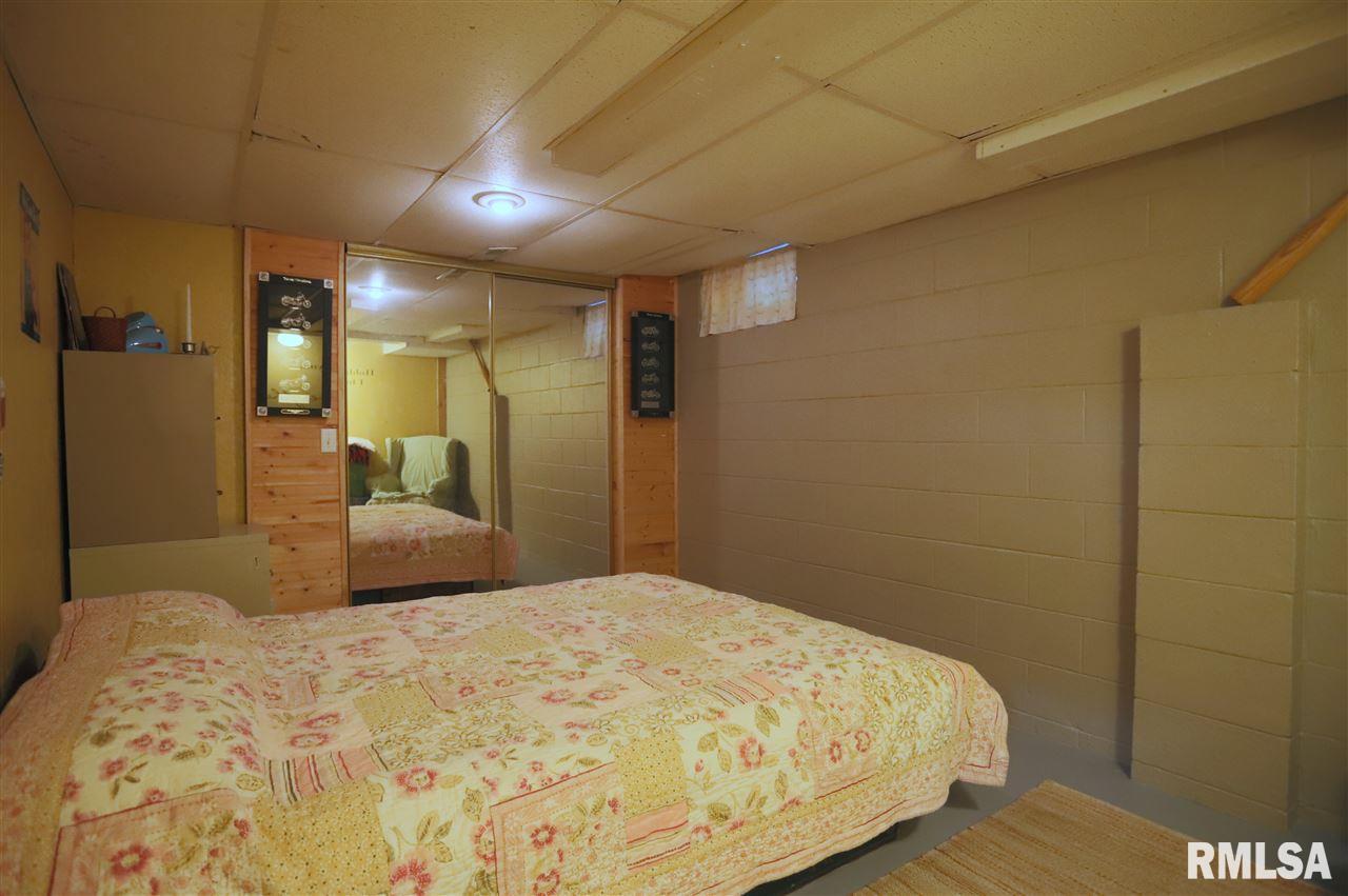 1518 Hickory Point Road Metamora, IL 61548 - Photo 28 of 36 Gallery Image 28