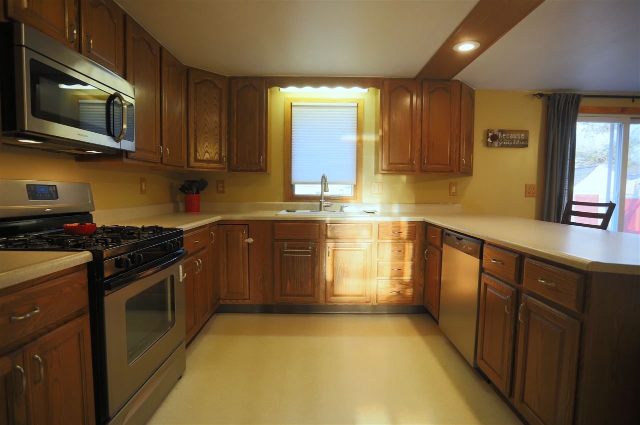 1518 Hickory Point Road Metamora, IL 61548 - Photo 5 of 36 Gallery Image 5